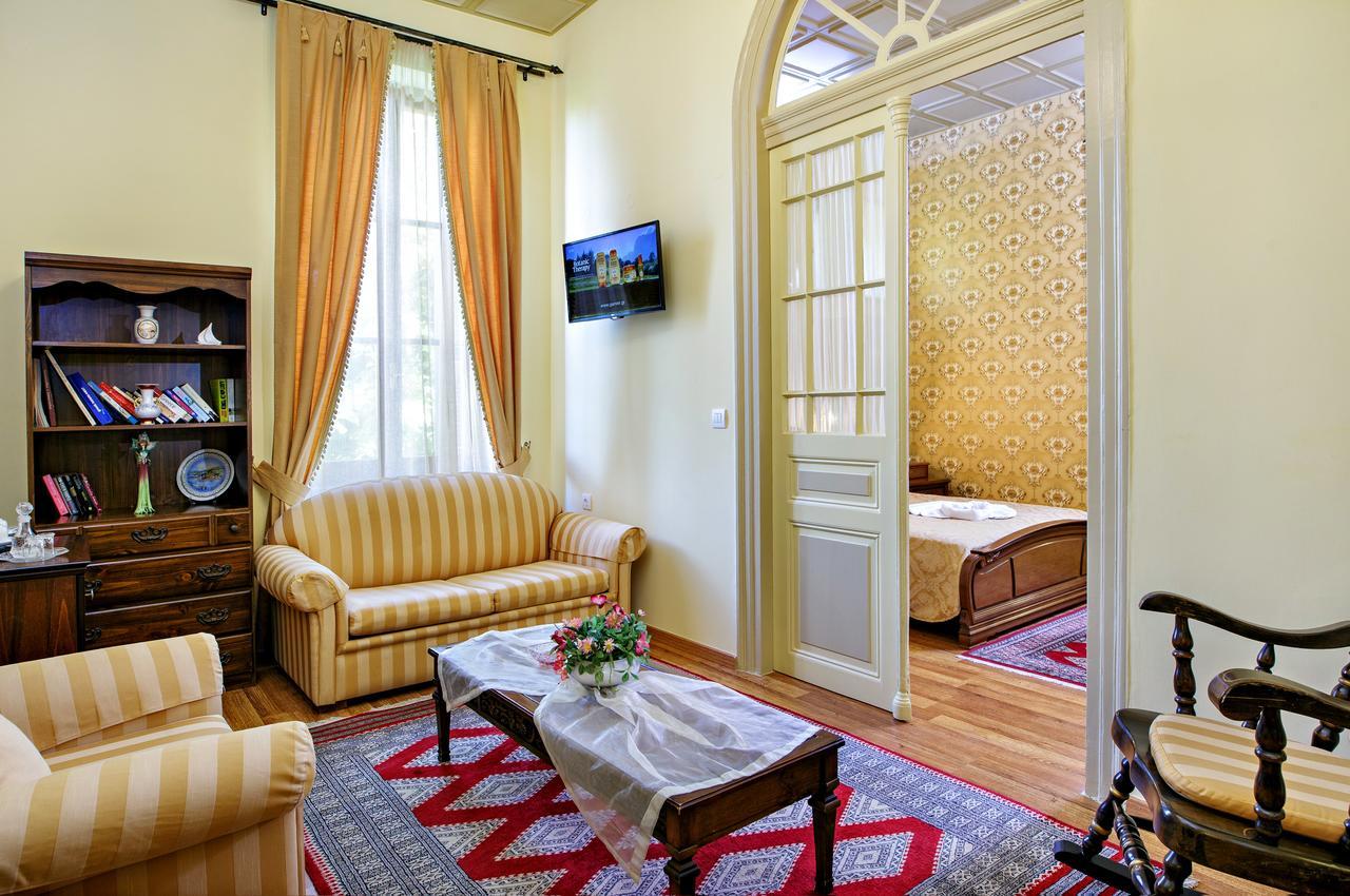 Halepa Hotel Ханья Экстерьер фото