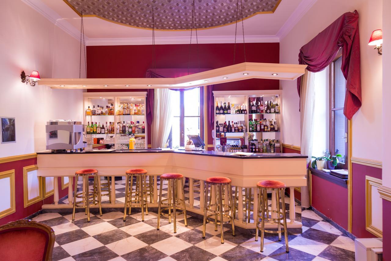 Halepa Hotel Ханья Экстерьер фото